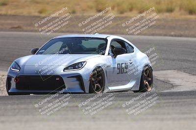 media/Sep-20-2025-Extreme Speed (Sat) [[1fcc23683c]]/Orange (Mid Intermediate)/Session 3 (Offramp)/